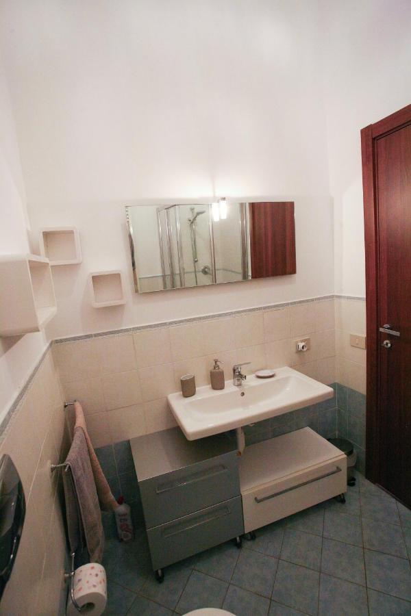 Ferienwohnung Casa Dafne Livorno Exterior foto