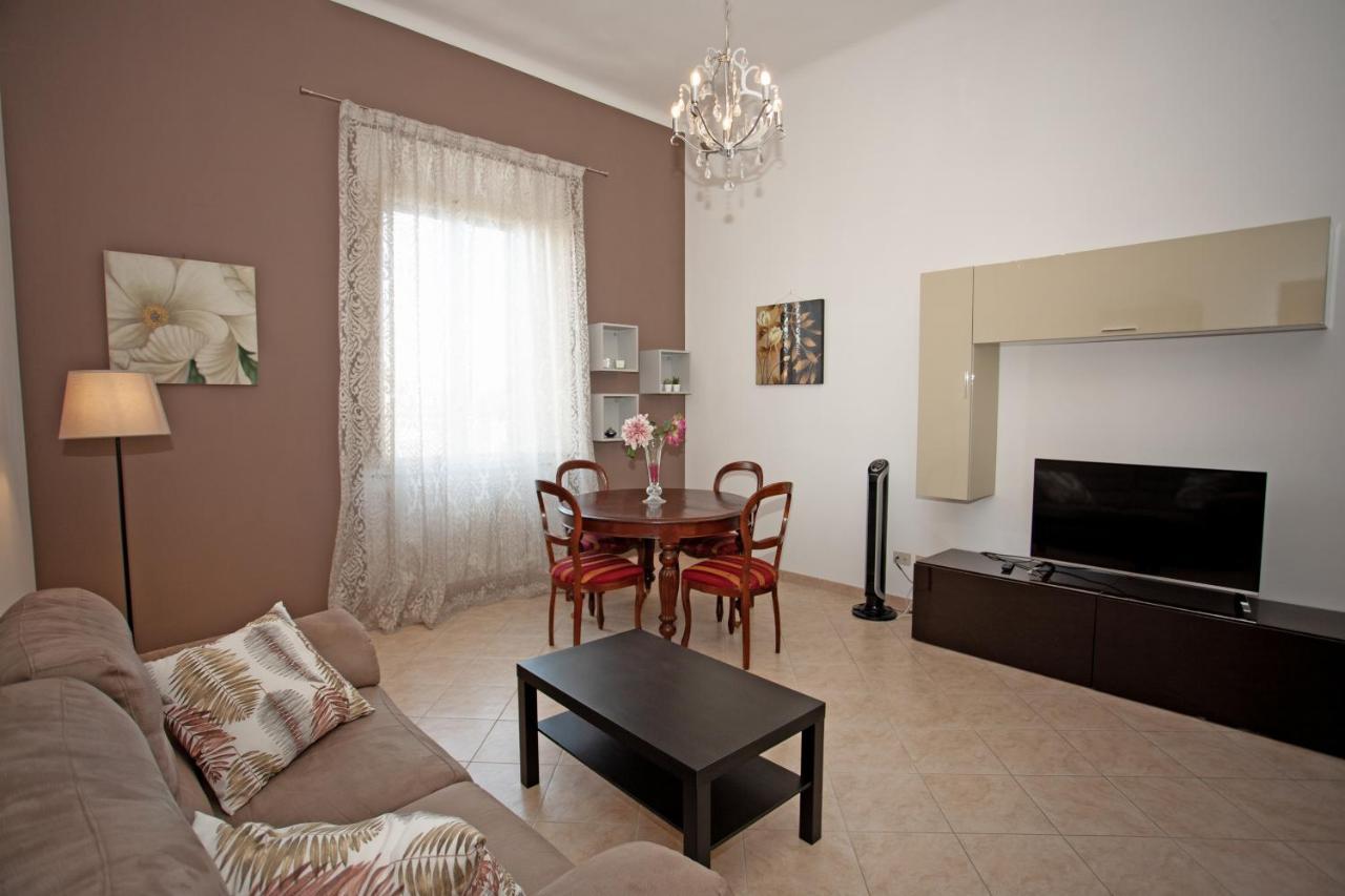 Ferienwohnung Casa Dafne Livorno Exterior foto